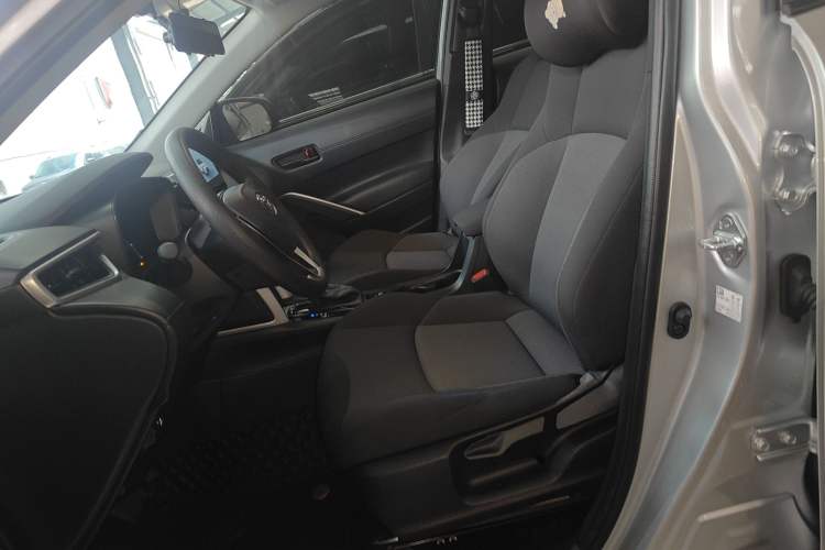 Used Toyota FRONTLANDER 2023 2.0L CVT Elite Edition