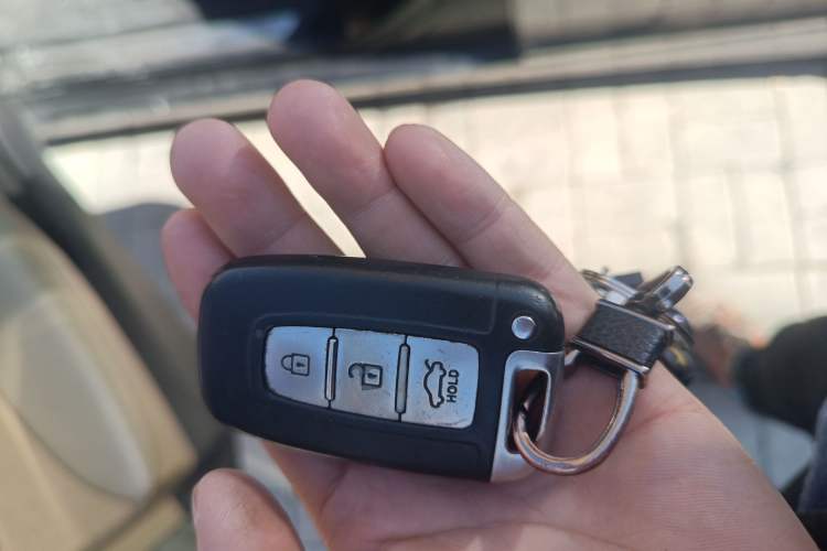 Used Hyundai Sonata 2011 2.0L Automatic Prestige Edition