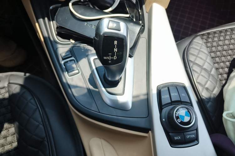 Used BMW 3 Series 2013 320i Sport Edition