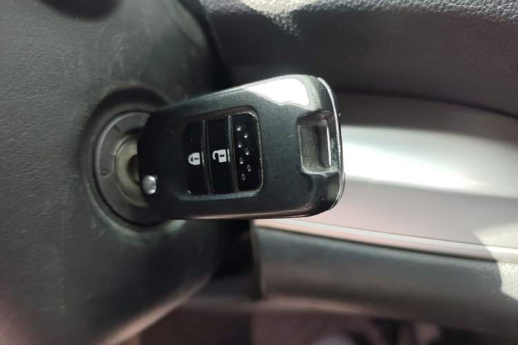Used Honda CR-V 2016 2.0L Two-Wheel Drive Classic Edition
