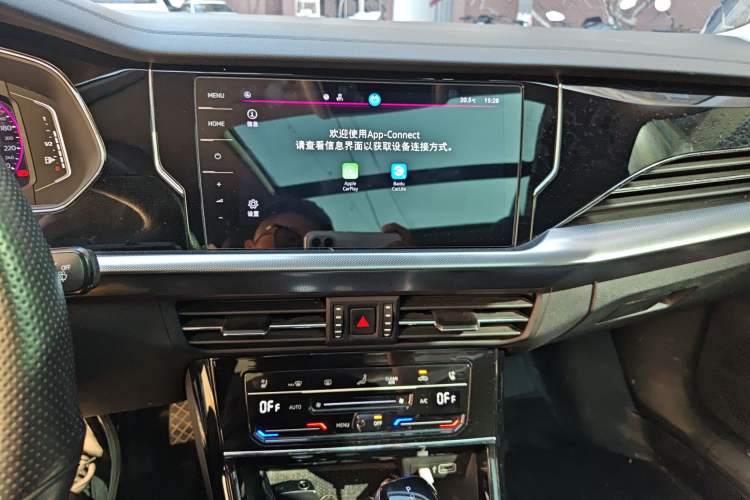 Used Volkswagen Passat 2023 Facelift 330TSI Luxury Edition
