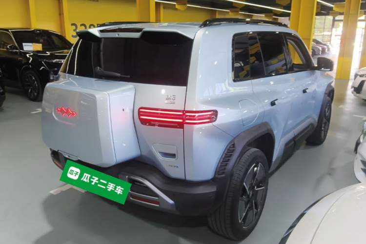Used Formula Leopard Titanium 3 2025 501KM All-Wheel Drive Intelligent Driving Ultra Version
