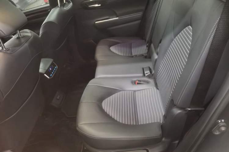 Used Toyota Crown Kluger 2021 2.5L HEV Four-Wheel Drive Luxury Edition