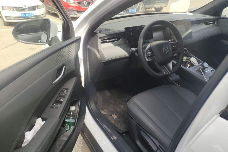 Used BYD Qin PLUS 2025 DM-i Smart Drive 55KM Leading Model