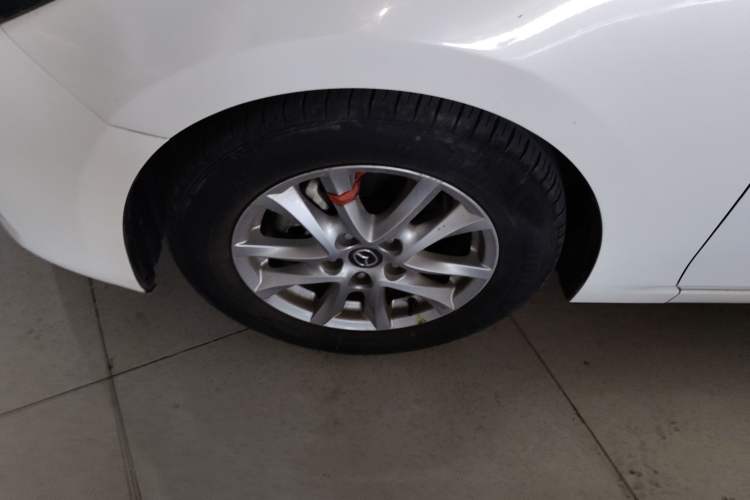 Used Mazda 3 Axela 2017 Hatchback 1.5L Automatic Comfort Model Emission Standard China V