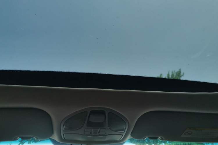 Used Hyundai Santa Fe 2013 2.4L Automatic Two-Wheel Drive Smart Version Headliner