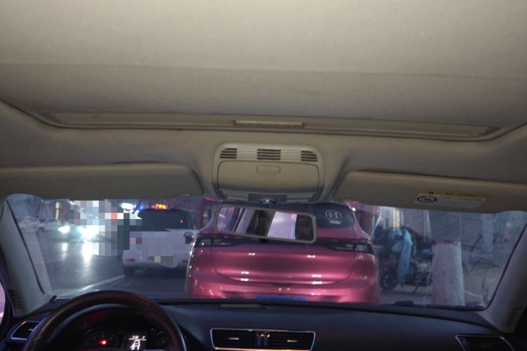 Used Volkswagen Magotan 2015 2.0 TSI Luxury Model