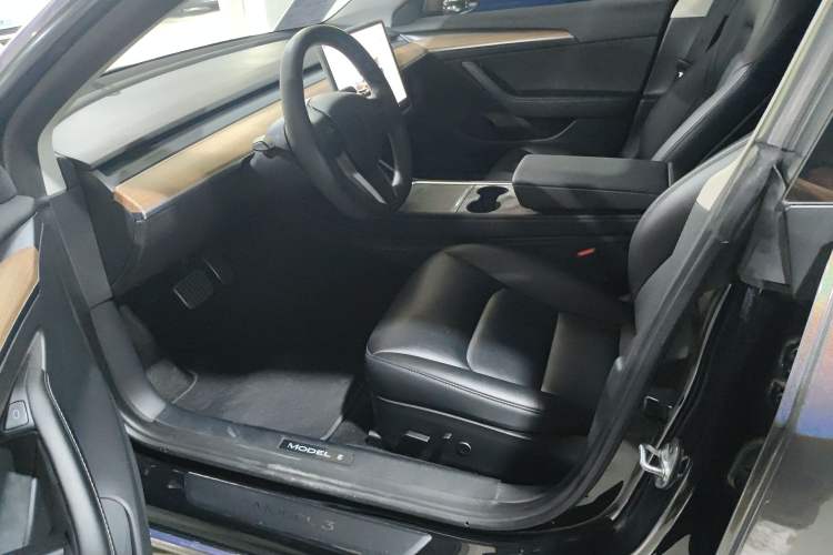 Used Tesla Model 3 2022 Rear-Wheel-Drive Version