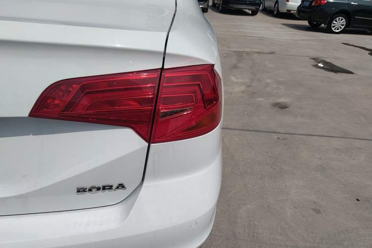 Used Volkswagen Bora 2019 Facelift Bora·Legend 1.5L Automatic Fashion Edition China VI Standard Right Rear Taillight