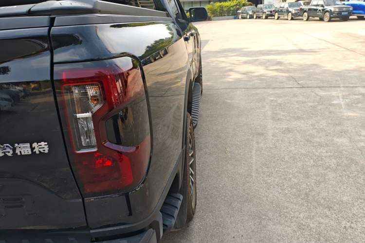 Used Ford Ranger 2023 Trailblazer 4x4 Automatic Version – Gasoline
