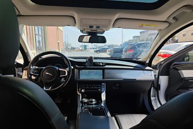 Used Jaguar XFL 2021 XFL 2.0T P200 Two-Wheel-Drive Elite Luxury Edition
