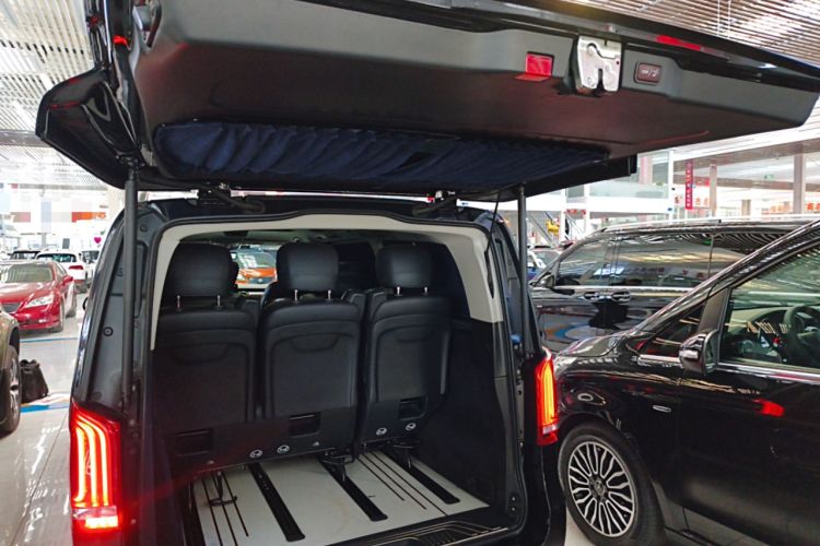 Used Mercedes-Benz V-Class 2021 V 260 L Long-wheelbase Luxury Edition