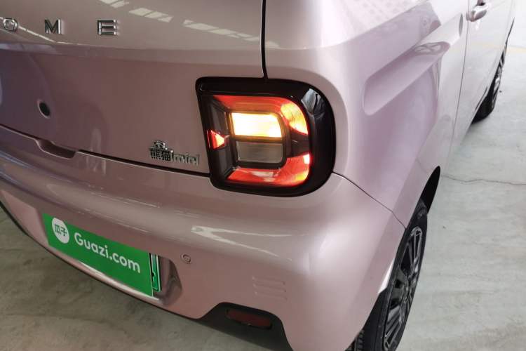 Used Geely Galaxy Panda 2024 Panda Mini 200km Endurance Bear