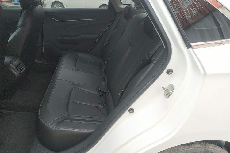 Used Buick GT 2021 Revised Version Flagship 1.5L Automatic Elite Edition Left Rear Seat