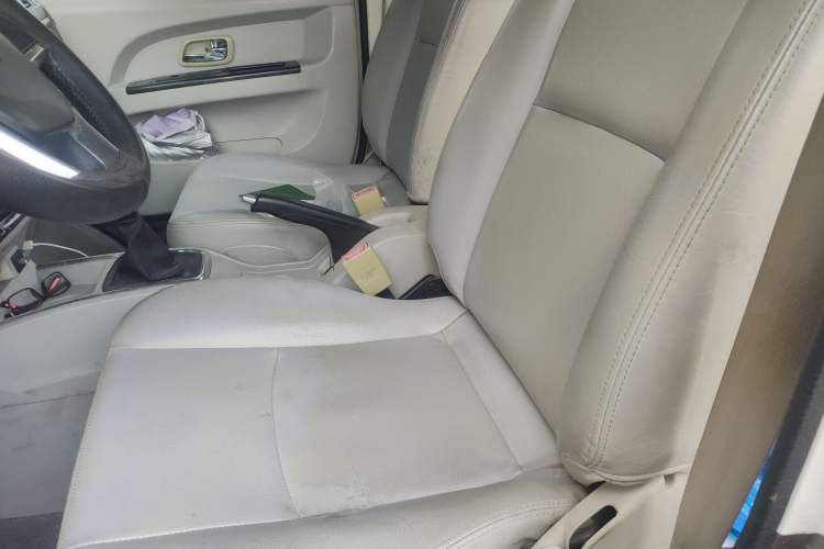 Used Jinbei New Hiace X30L 2016 1.5L Business Edition DLCG14 Left Front Seat