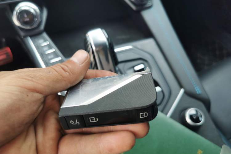 Used Lynk & Co 05 2020 2.0TD Two-Wheel Drive Shine Halo