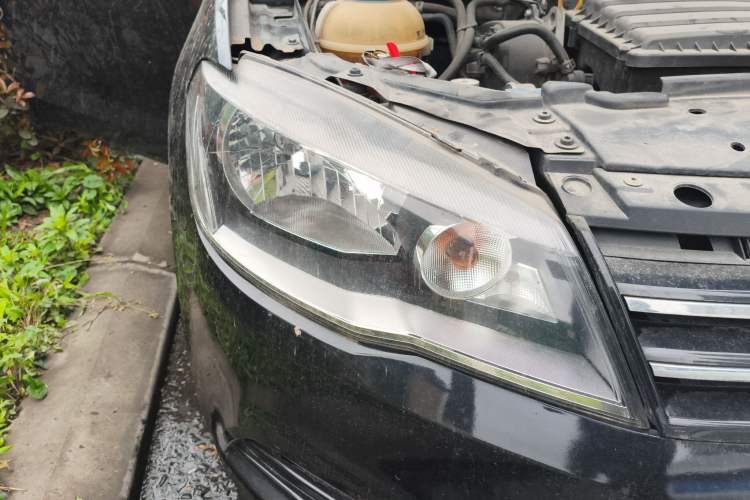 Used Volkswagen Jetta 2015 Value Edition 1.6L Manual Fashionable Style