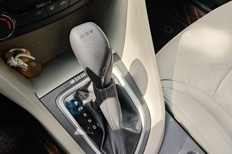 Used Buick GT 2018 15T Dual-Clutch Elite Model China V Standard
