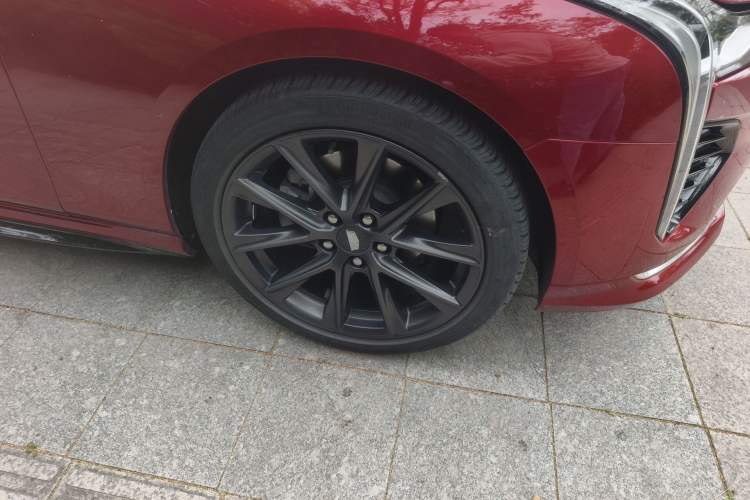 Used Cadillac CT4 2020 28T Elite Edition Right Front Wheel Hub