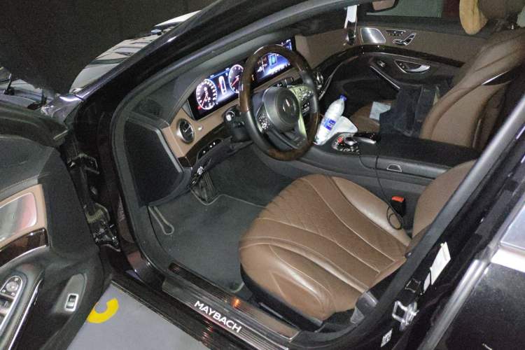 Used Mercedes-Benz Maybach S-Class 2018 S 450 4MATIC Driver Seat