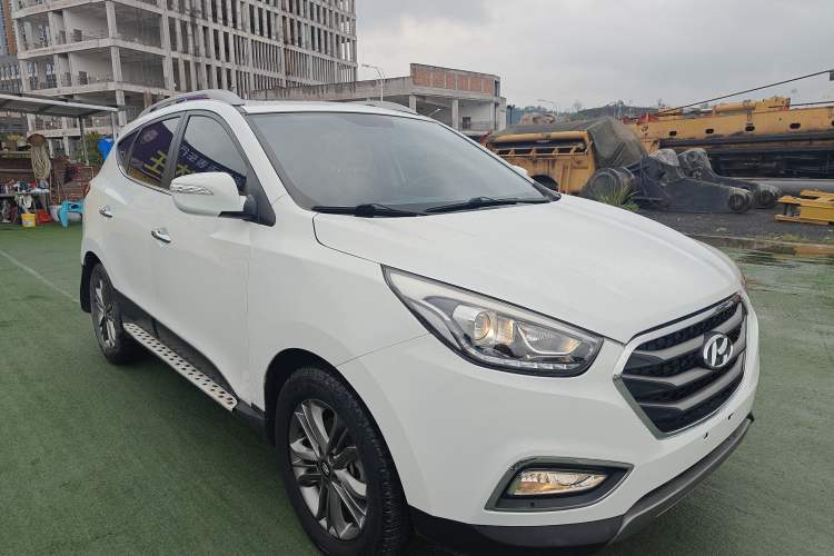 Used Hyundai ix35 2015 2.0L Automatic 2WD Smart Type China IV