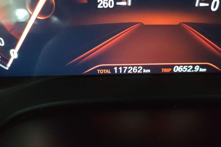 Used BMW 5 Series 2019 525Li M Sport Package Odometer Close Up