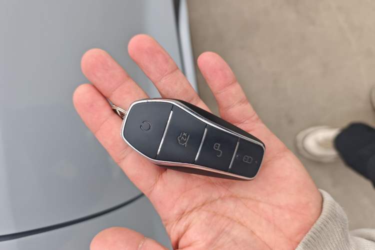 Used BYD Yuan UP 2024 401KM Beyond Edition
