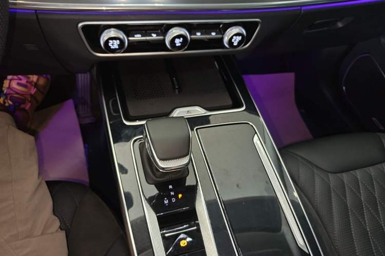 Used Hongqi HS5 2023 2.0T Qixiang Pro Edition