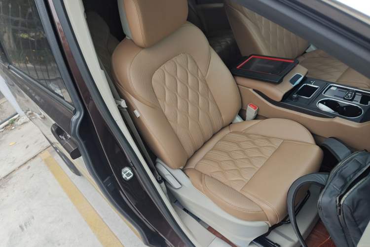 Used Buick GL8 2021 ES Landtrek 653T Comfort Edition