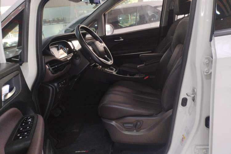 Used GAC Trumpchi M6 2019 270T DCT Luxury Edition (6-seater) China VI