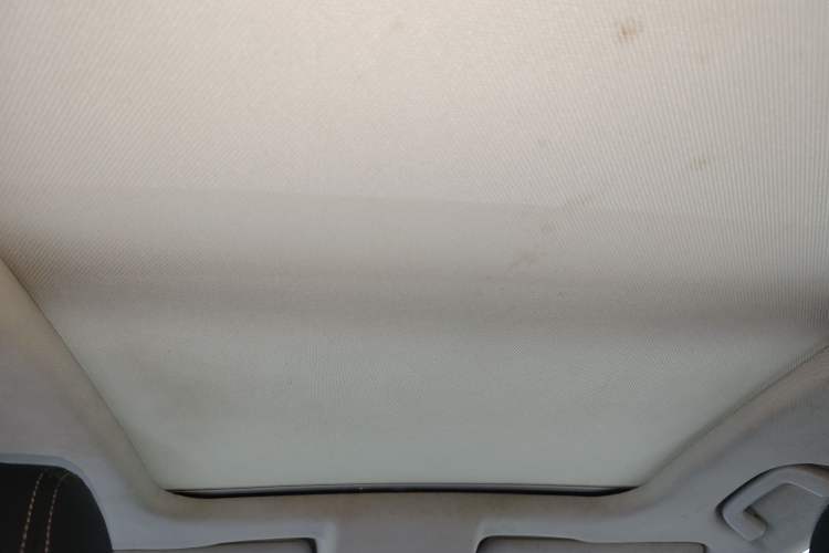 Used Zotye SR7 2016 1.5T Manual Cube Heart Edition China V Standard
