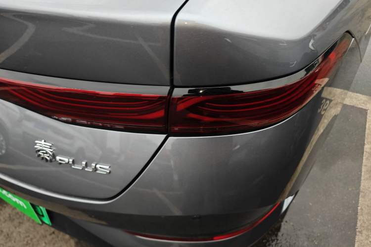 Used BYD Qin PLUS 2025 DM-i Smart Drive 55KM Leading Model
