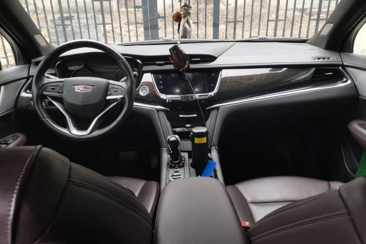 Used Cadillac XT6 2020 Revised Version 28T 7-Seater Four-Wheel Drive Luxury Edition
