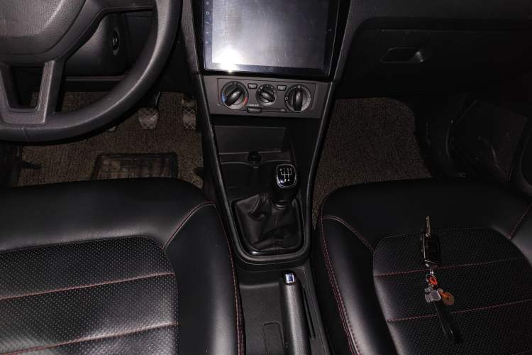 Used Skoda Rapid 2018 1.4L Manual Standard Edition Interior 2