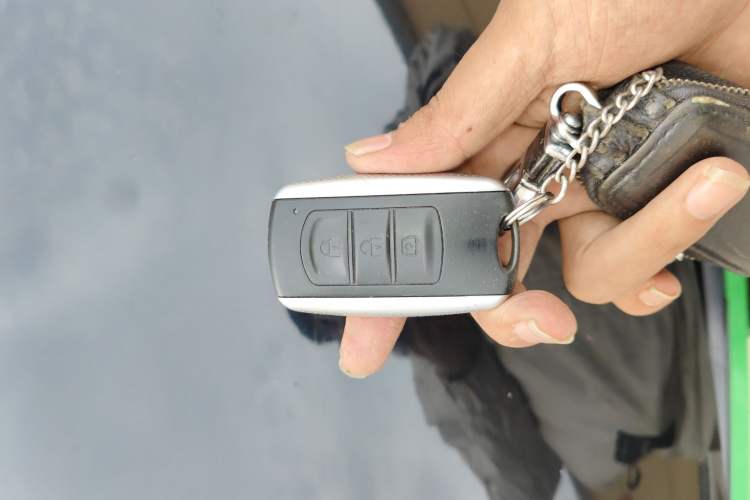 Used Dongfeng Fengon 580 2016 1.5T CVT Luxury Model
