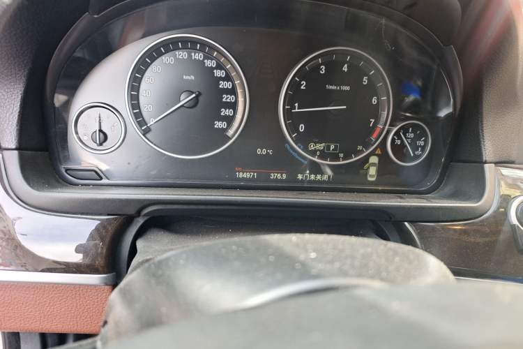 Used BMW 5 Series 2014 528Li xDrive Premium Edition