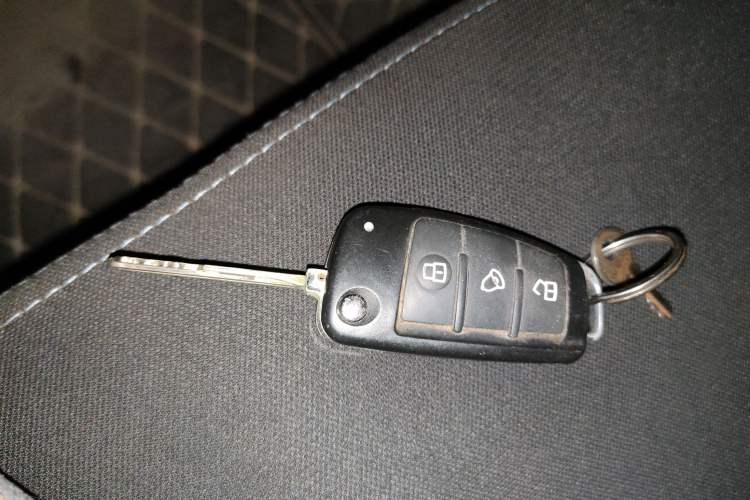 Used JAC Refine M3 2019 IKEA Edition 1.8L Luxury Smart Model
