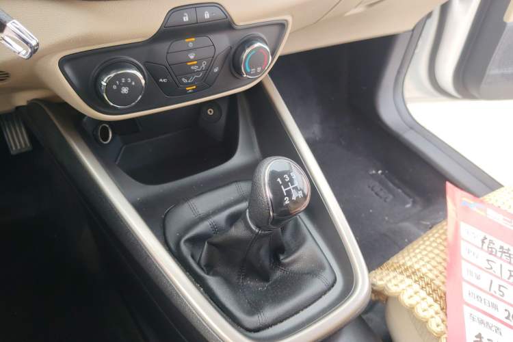 Used Ford Escort 2015 1.5L Manual Comfort Model