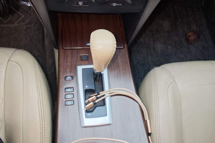 Used Nissan Teana 2008 Duke 2.5L XV Luxury Edition Gear Lever