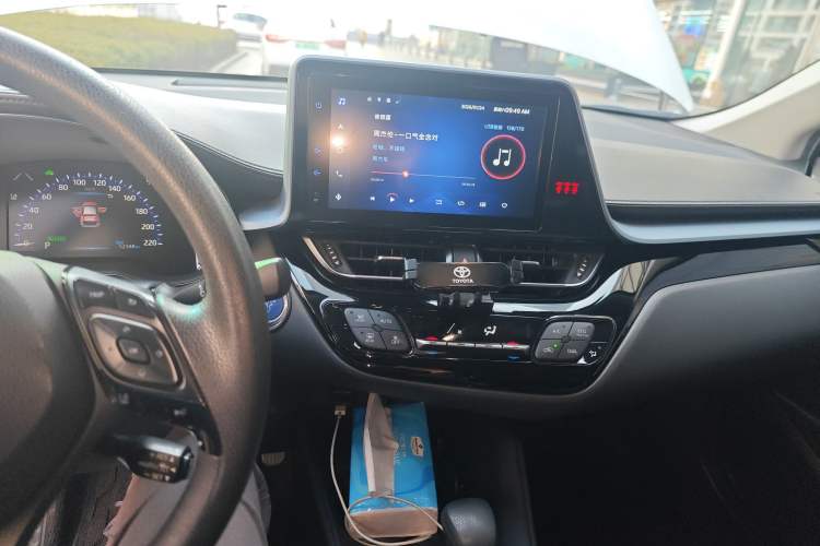 Used Toyota IZOA 2021 Dual-Motor 2.0L Yi Xing Edition
