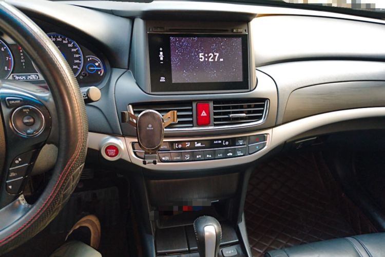 Used Honda Crosstour 2014 2.4L Luxury Edition Audio And AC Panel