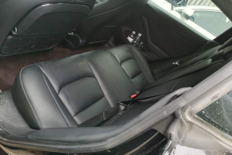 Used Tesla Model 3 2021 Standard Range Rear-Drive Upgraded Version Left Rear Seat