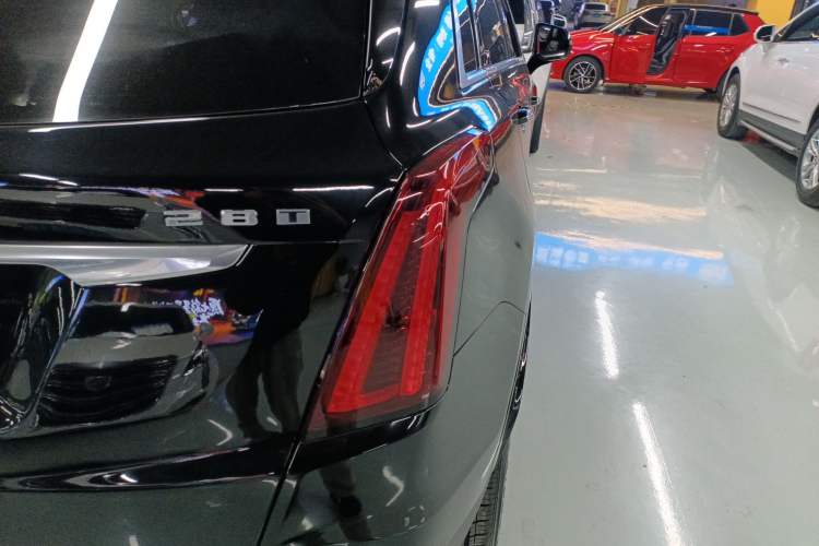 Used Cadillac XT5 2020 28T Four-Wheel Drive Tech Version