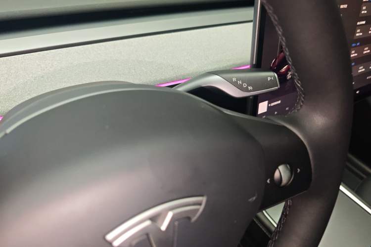 Used Tesla Model Y 2022 Rear-Wheel-Drive Version
