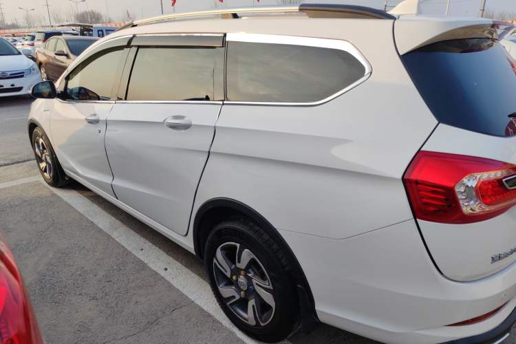 Used Baojun 310W 2017 1.5L Manual Luxury Edition China V