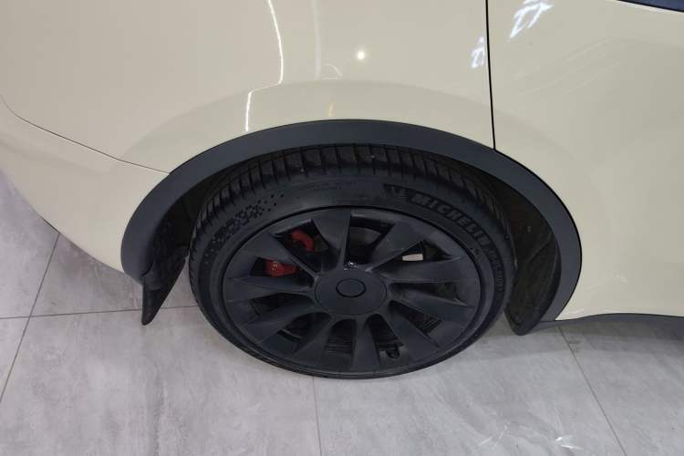 Used Tesla Model Y 2022 Rear-Wheel-Drive Version
