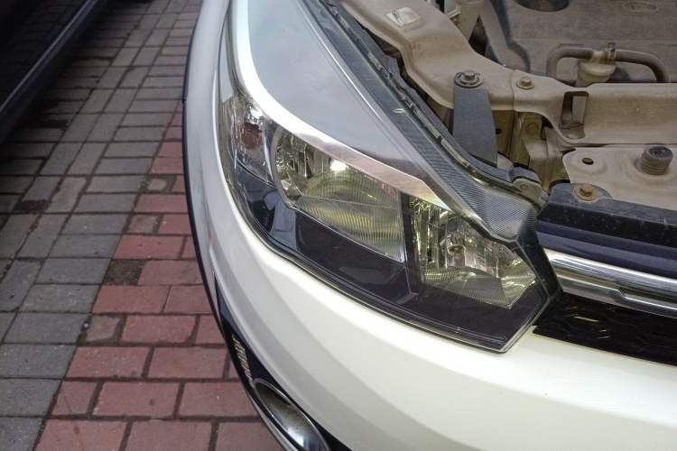 Used Great Wall M4 2014 1.5L Manual Comfort Model Right Front Headlight