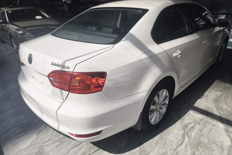 Used Volkswagen Sagitar 2014 Revised Version 1.6L Automatic Comfort Edition