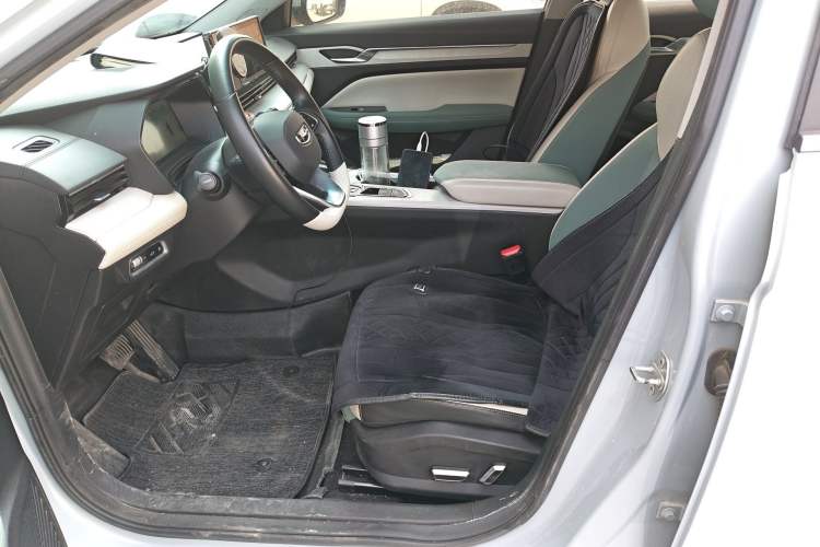 Used Geely Auto Emgrand L HiP 2022 1.5TD-DHT Pro 100KM Super Rui Left Front Seat