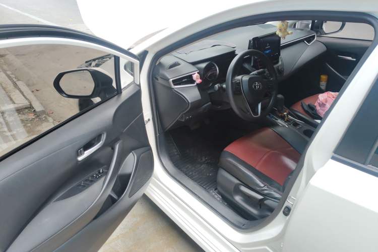 Used Toyota Corolla 2019 1.2T S-CVT GL Pioneer Edition Driver Seat